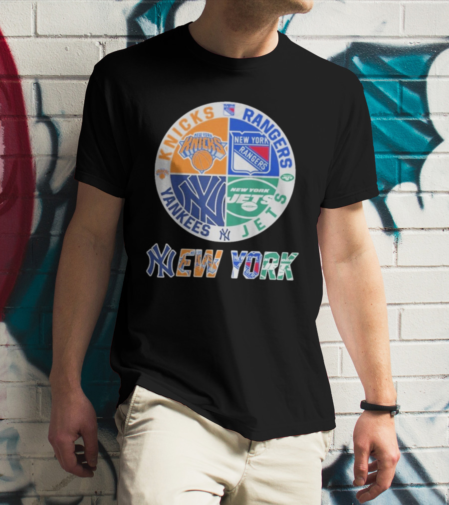 New York Knicks Rangers Yankees Jets Circle T-Shirt