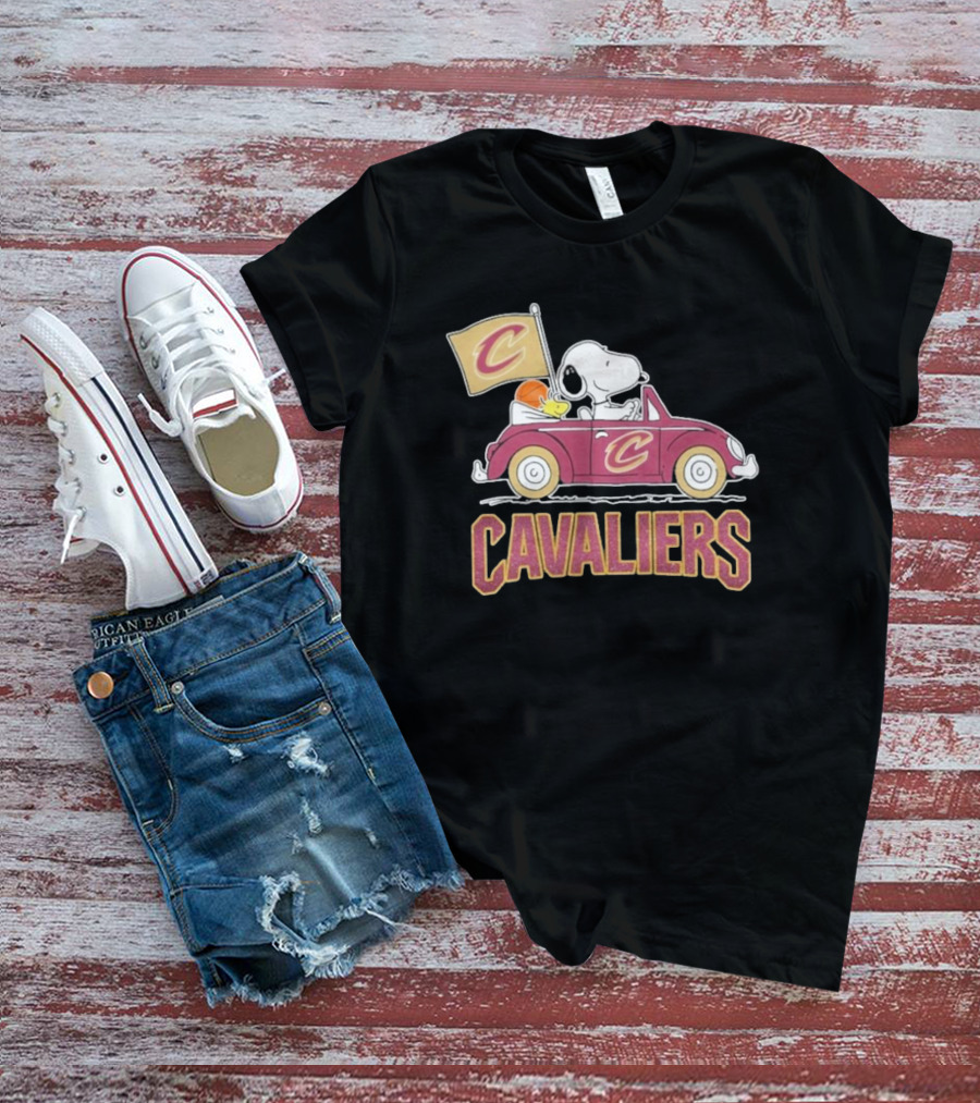 Snoopy Cavaliers Car With Basketball And Flag T-Shirt