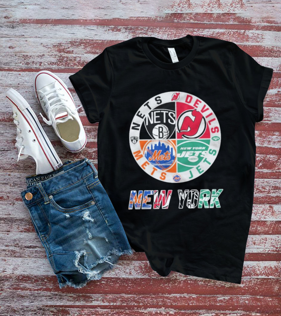 Brooklyn Nets New Jersey Devils New York Mets Jets New York T-Shirt
