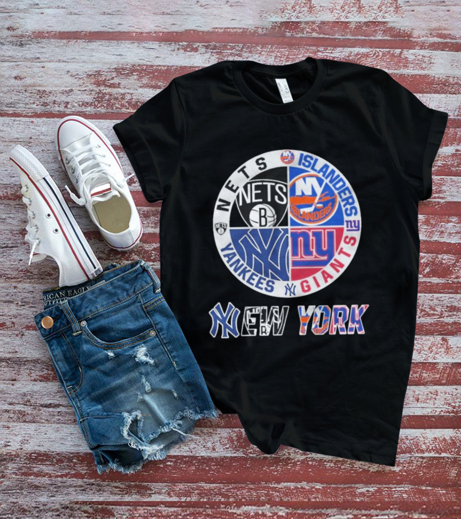 Brooklyn Nets New York Yankees Giants Islanders New York Multisport Team Circle T-Shirt