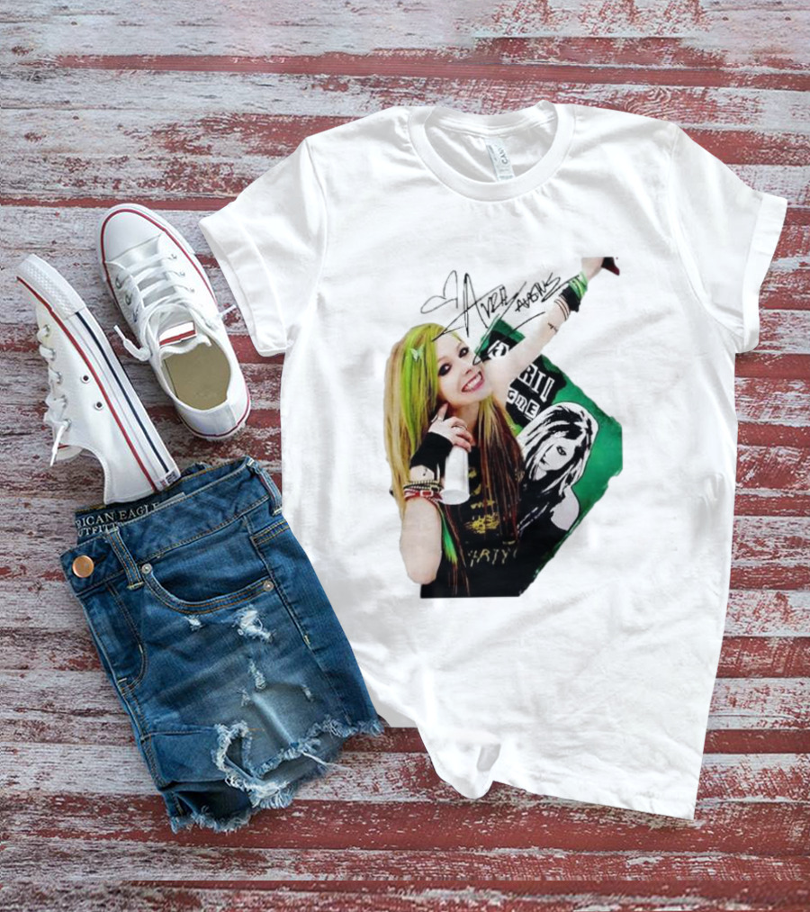 Avril Lavigne Signature Charity Me Img Green Energy Vibe T-Shirt