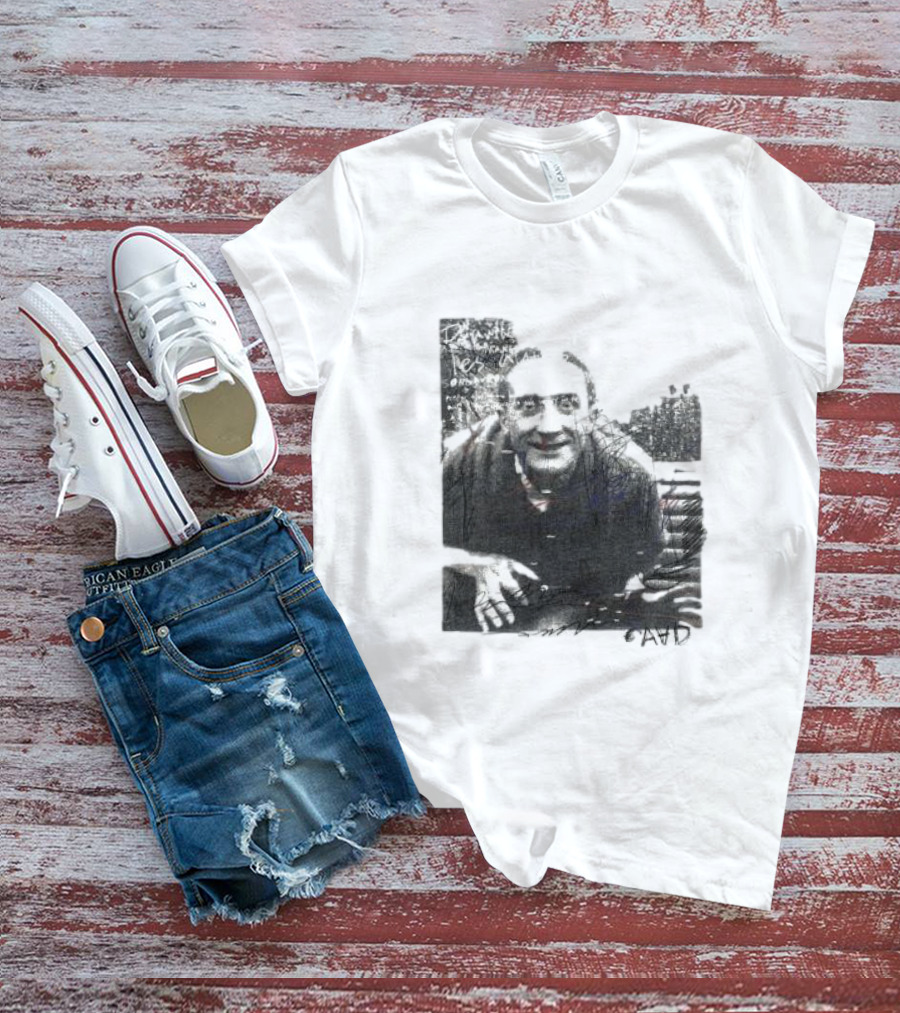 Duchamp Portrait AVID Text Compilation T-Shirt