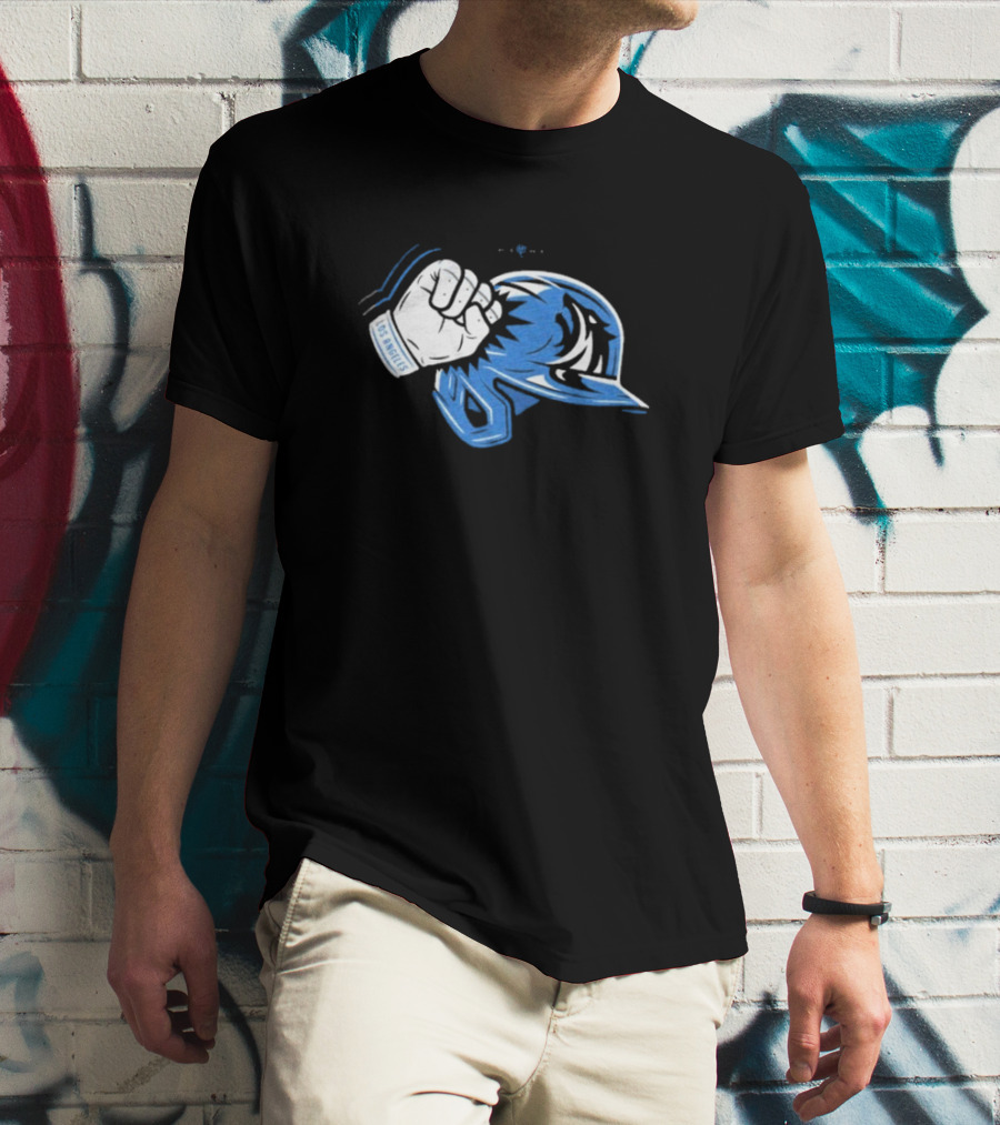 The Wolf Of Chavez Ravine Los Angeles Dodgers Fist Bump Helmet T-Shirt
