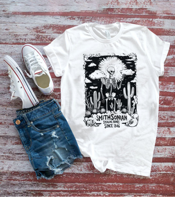 Blurrycreatures Smithsonian Stealing Bones Since 1846 American Myth Blurry Creatures T-Shirt