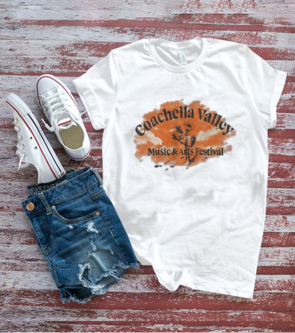Coachella Valley Music And Arts Festival Yucca Brevifolia Clouds 2025 T-Shirt