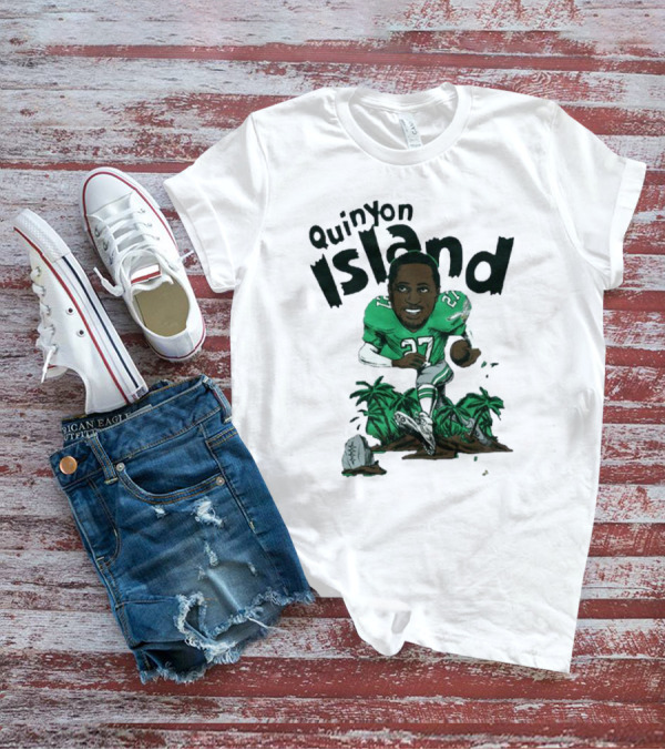 Quinyon Island Eagle 27 Football Player Running With Palm Trees And Rocks T-Shirt