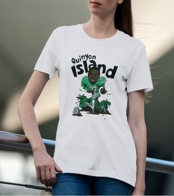Quinyon Island Eagle 27 Football Player Running With Palm Trees And Rocks T-Shirt