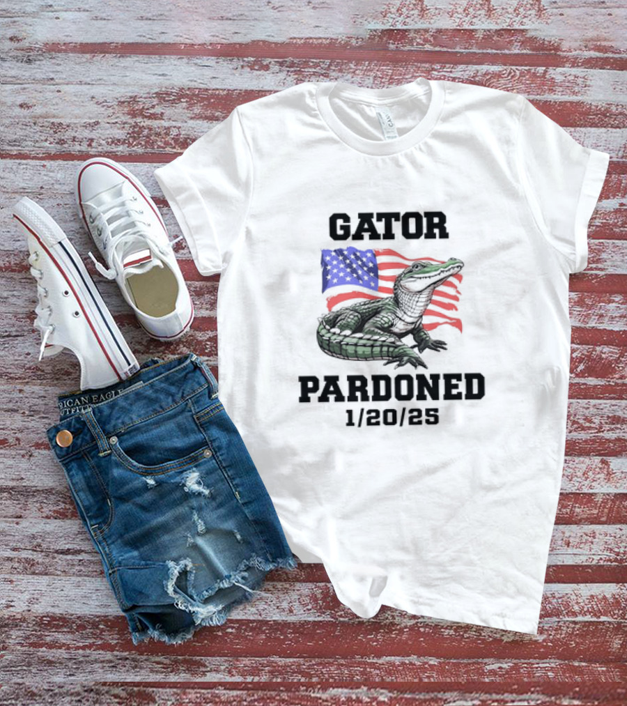 Gator Pardoned 1 20 25 USA Flag American Alligator T-Shirt