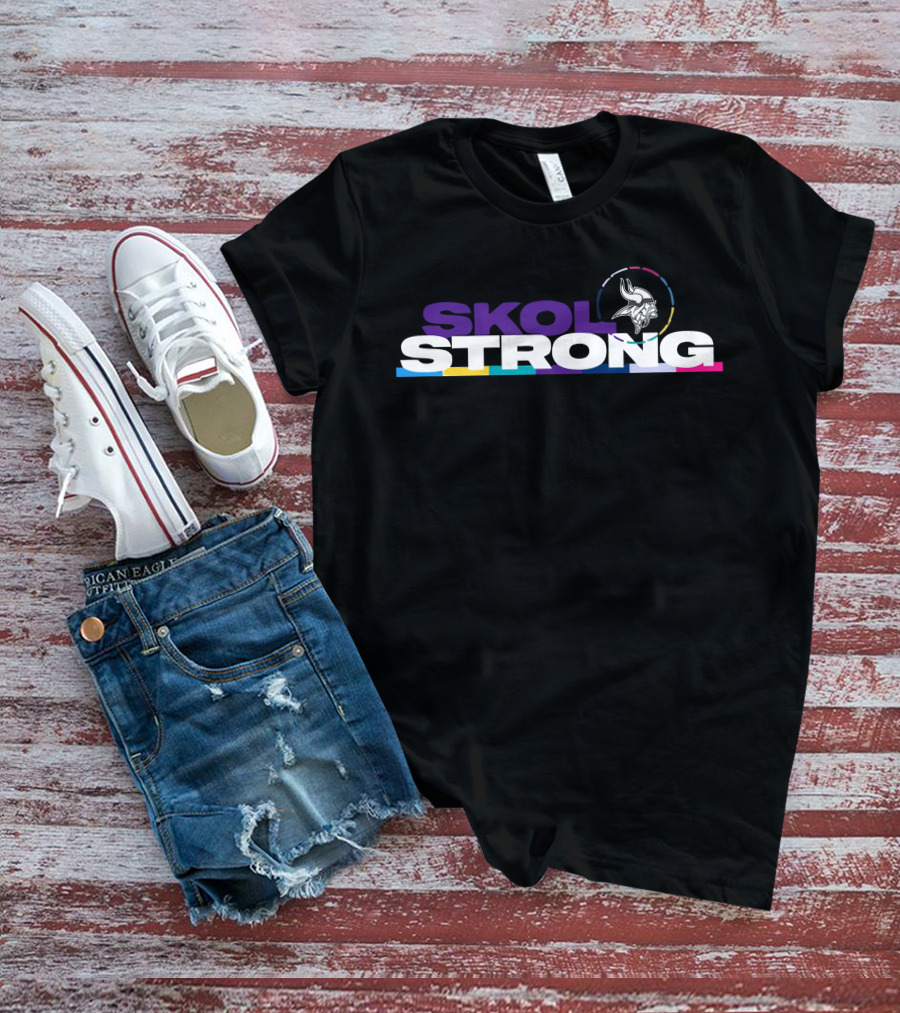 SKOL STRONG Viking Helmet Football Pride T-Shirt
