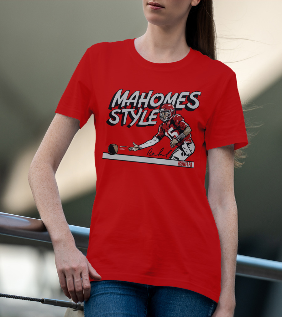 MAHOMES STYLE NFLPA Football Quarterback Signature T-Shirt