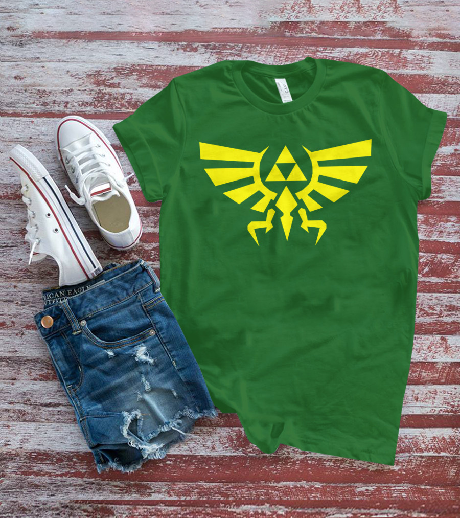 Triforce Hylian Crest And Cargo Shorts T-Shirt