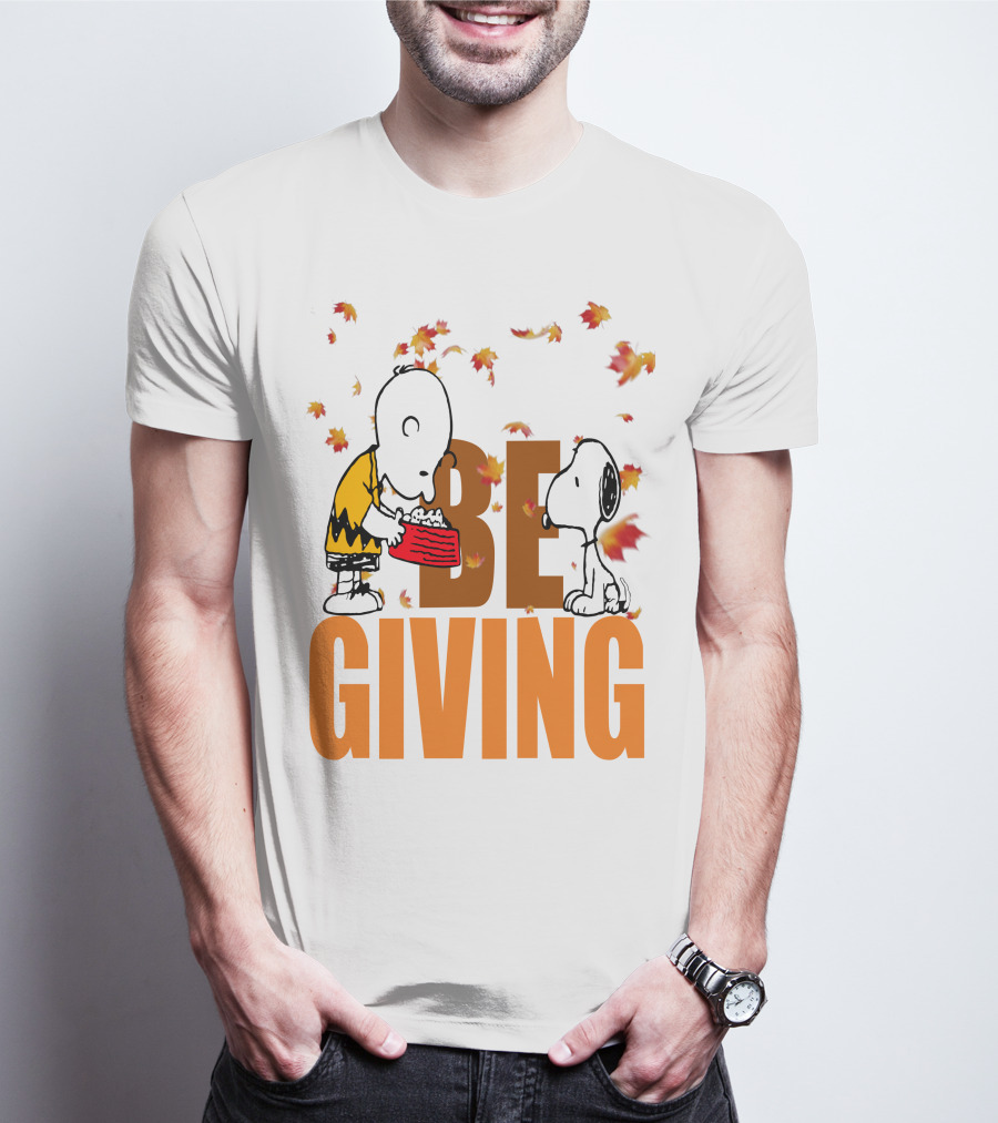 Charlie Brown And Snoopy Be Giving Thanksgiving Day Leaves T-Shirt