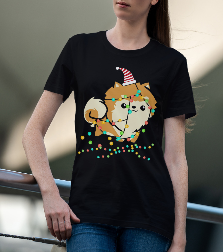 Christmas Lights Pomeranian Santa Hat T-Shirt