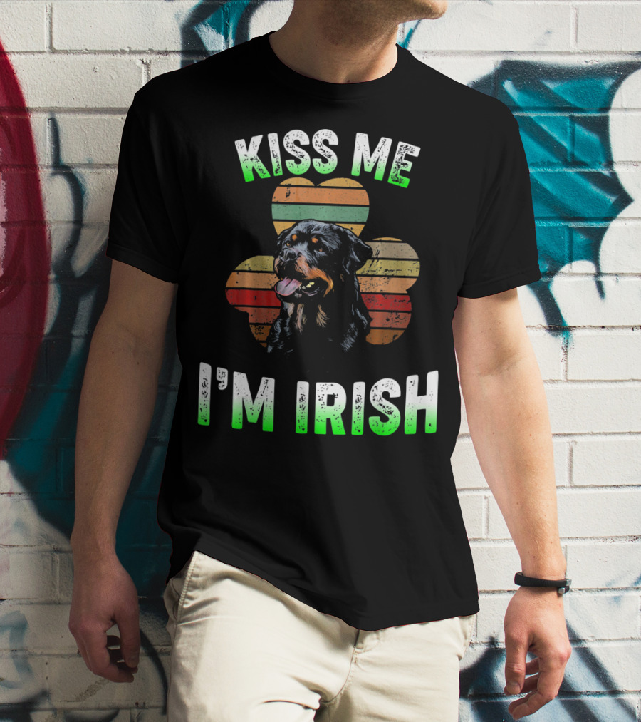 Kiss Me I'm Irish Funny Vintage Shamrock Rottweiler T-Shirt