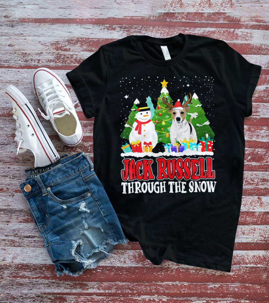 Jack Russell Through The Snow Christmas Reindeer Hat Snowman Trees Gifts T-Shirt