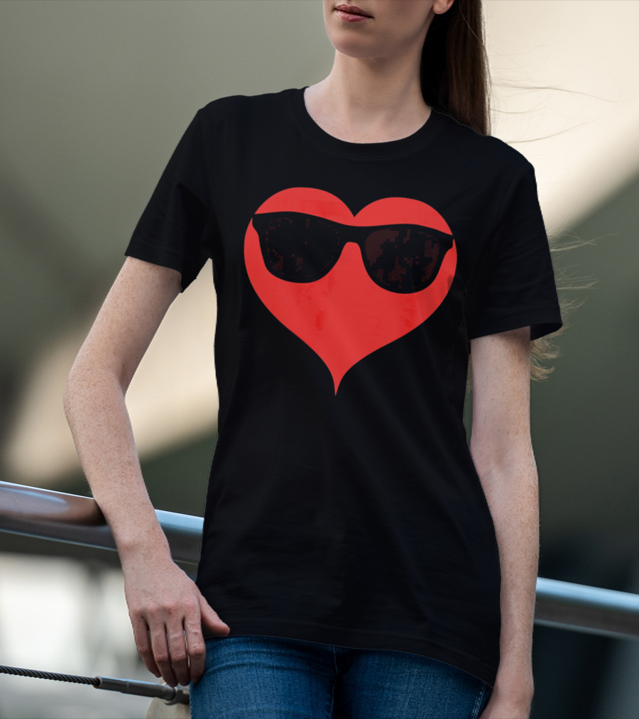 Cool Heart Valentine's Day Sunglasses Red Heart T-Shirt