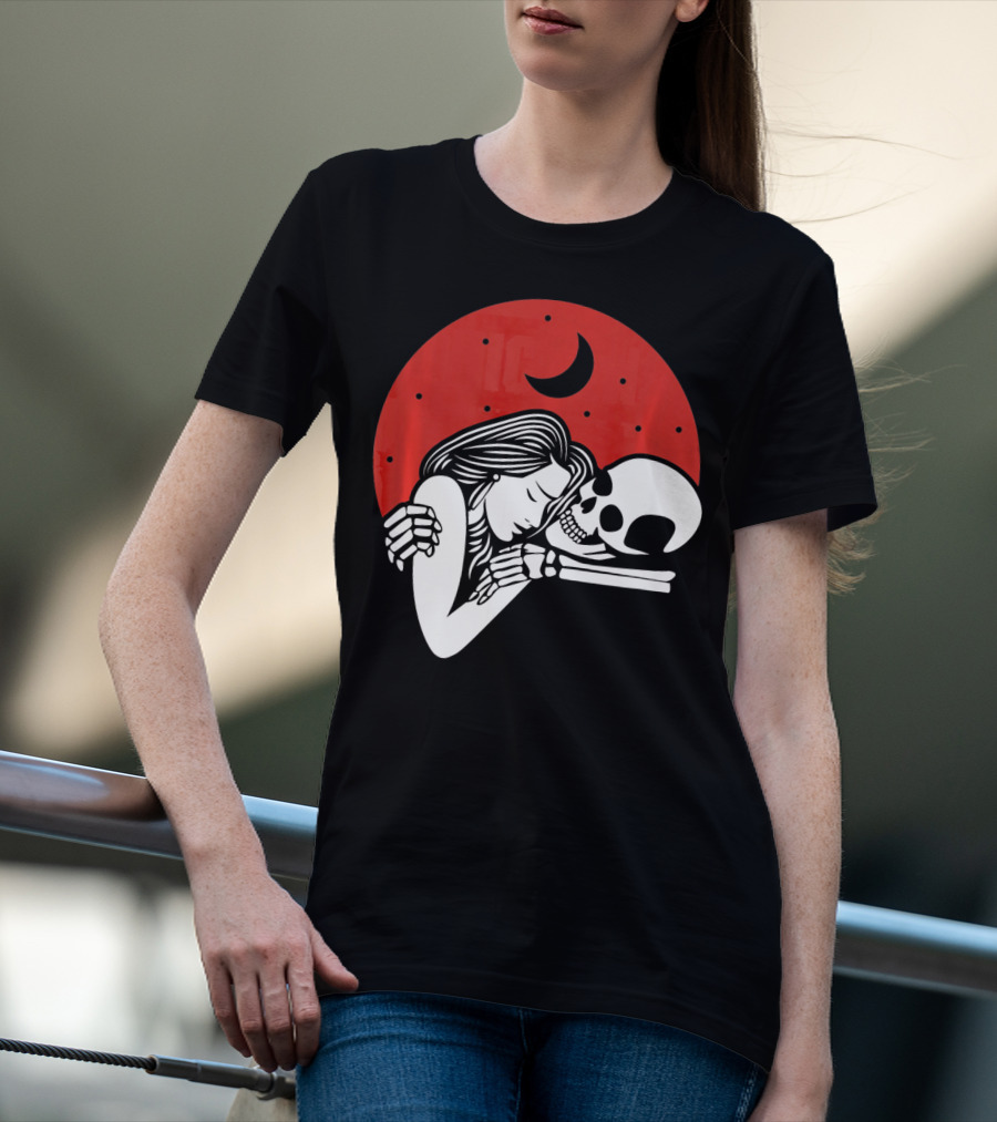 Cute Skeleton Romantic Valentines Moon Embrace T-Shirt