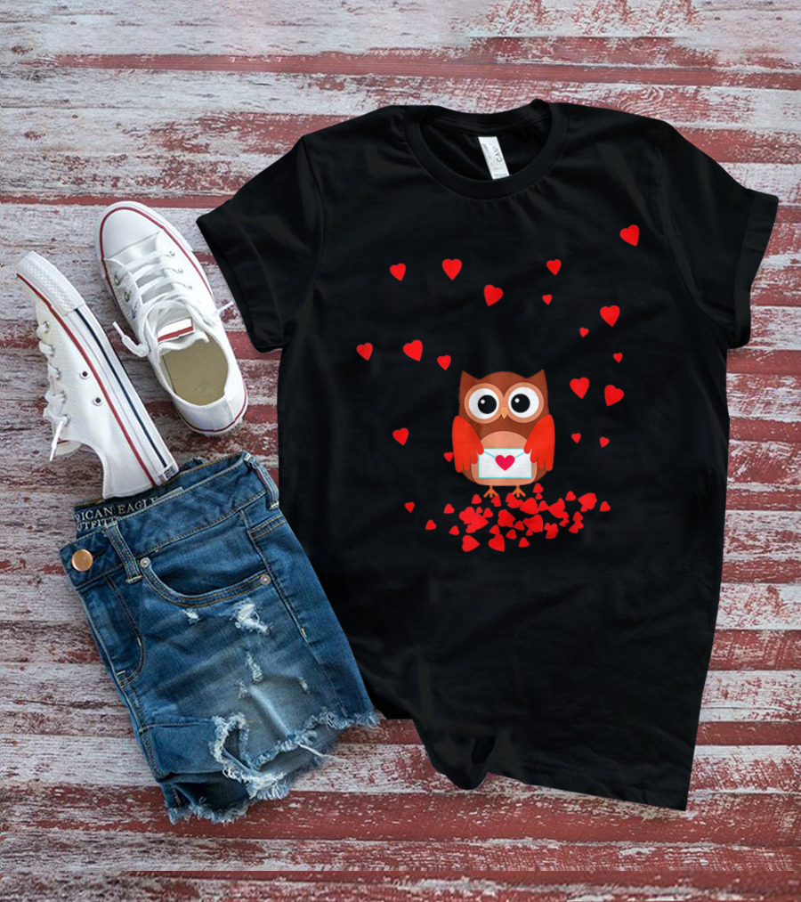 Valentine Owl Holding Love Letter Surrounded By Hearts T-Shirt