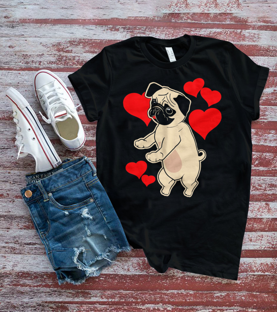 Pug Dancing With Hearts Valentine's Day T-Shirt
