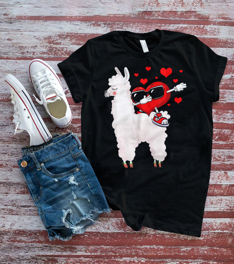 Funny Heart Dabbing On Llama Surrounded By Hearts Valentin T-Shirt