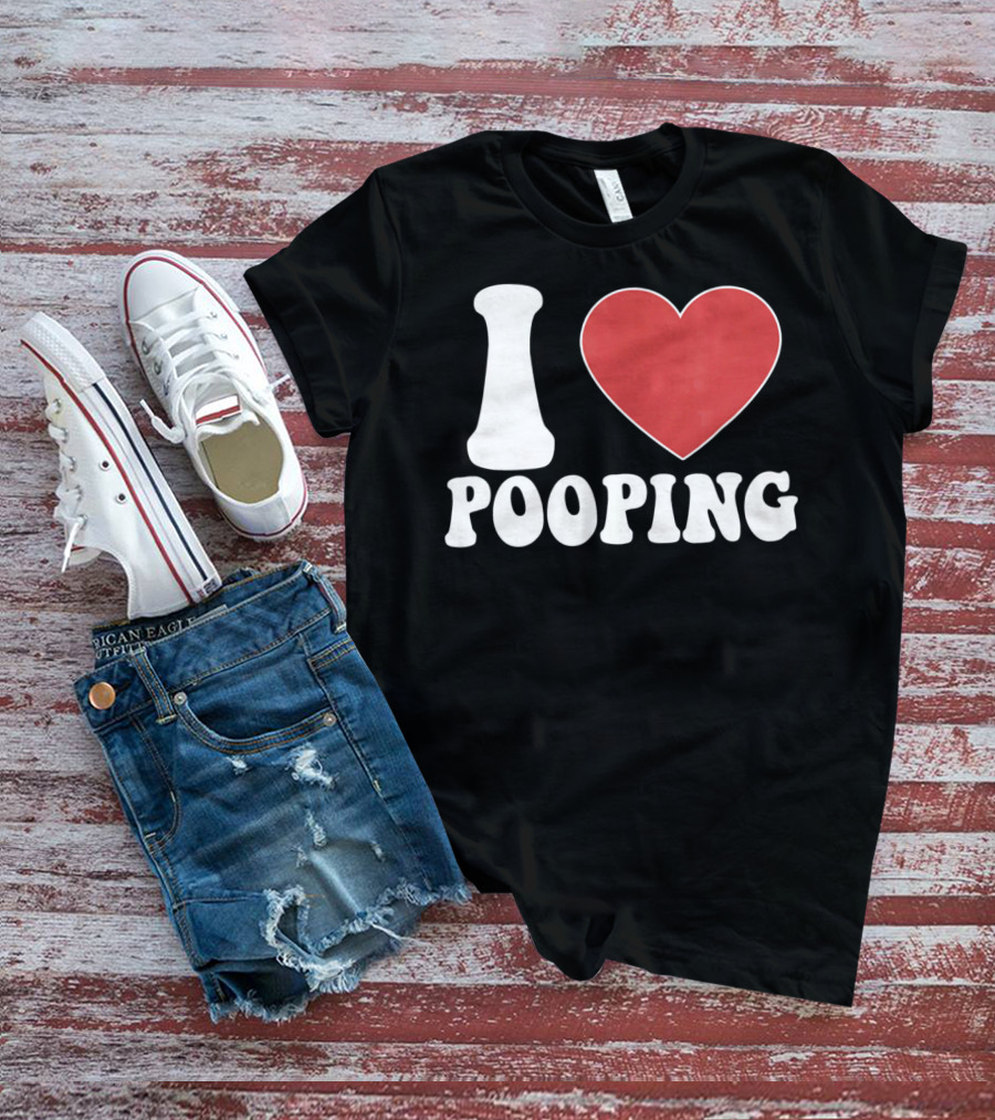 I HEART POOPING Funny Valentines T-Shirt