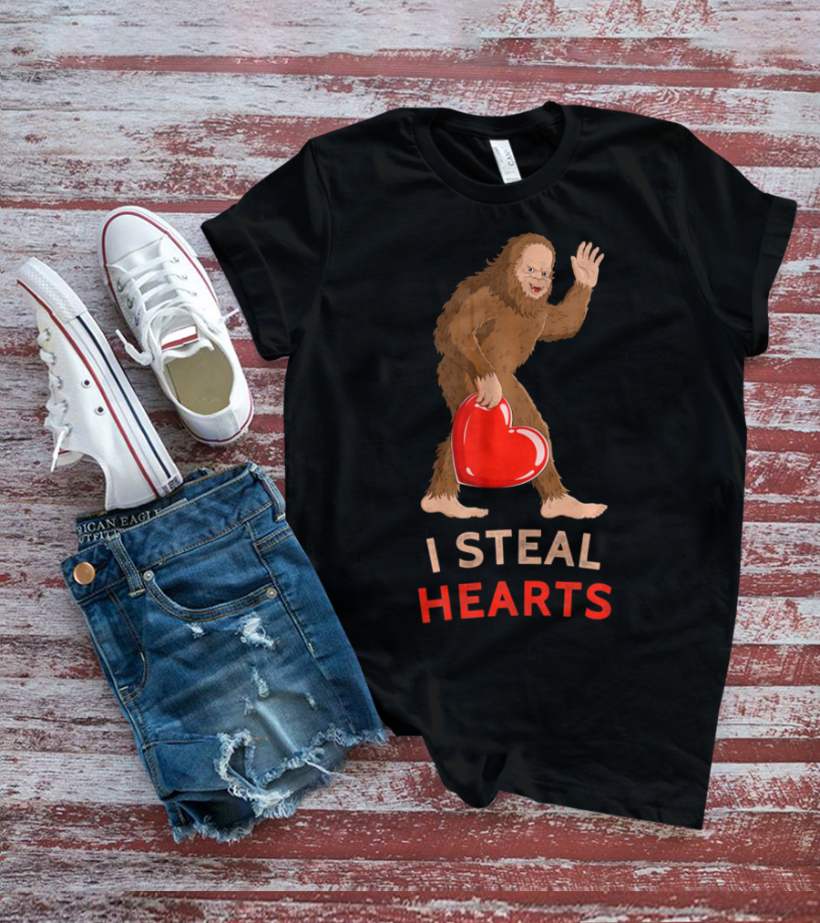 I Steal Hearts Bigfoot Valentine's Day Funny Sasquatch Image T-Shirt