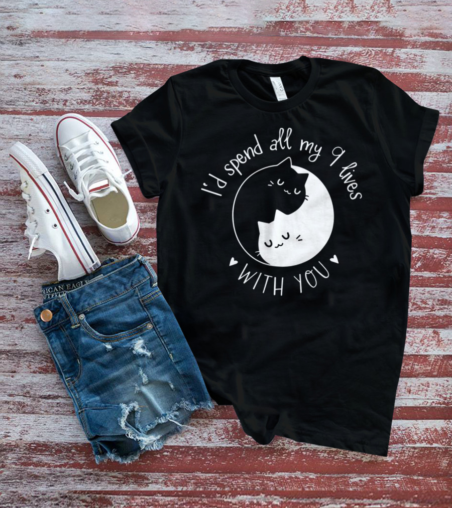 I'd Spend All My 9 Lives With You Cute Cat Circle Valentine's Day T-Shirt