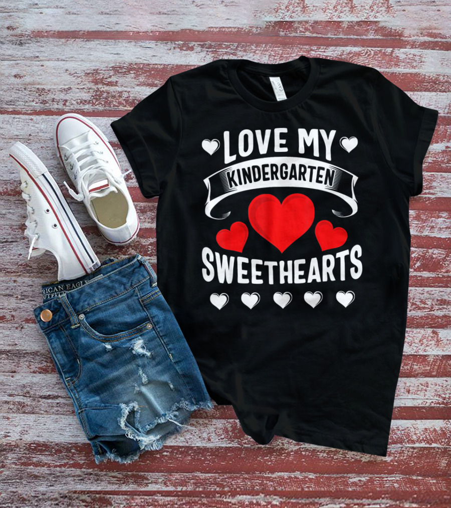 Love My Kindergarten Sweethearts Hearts T-Shirt
