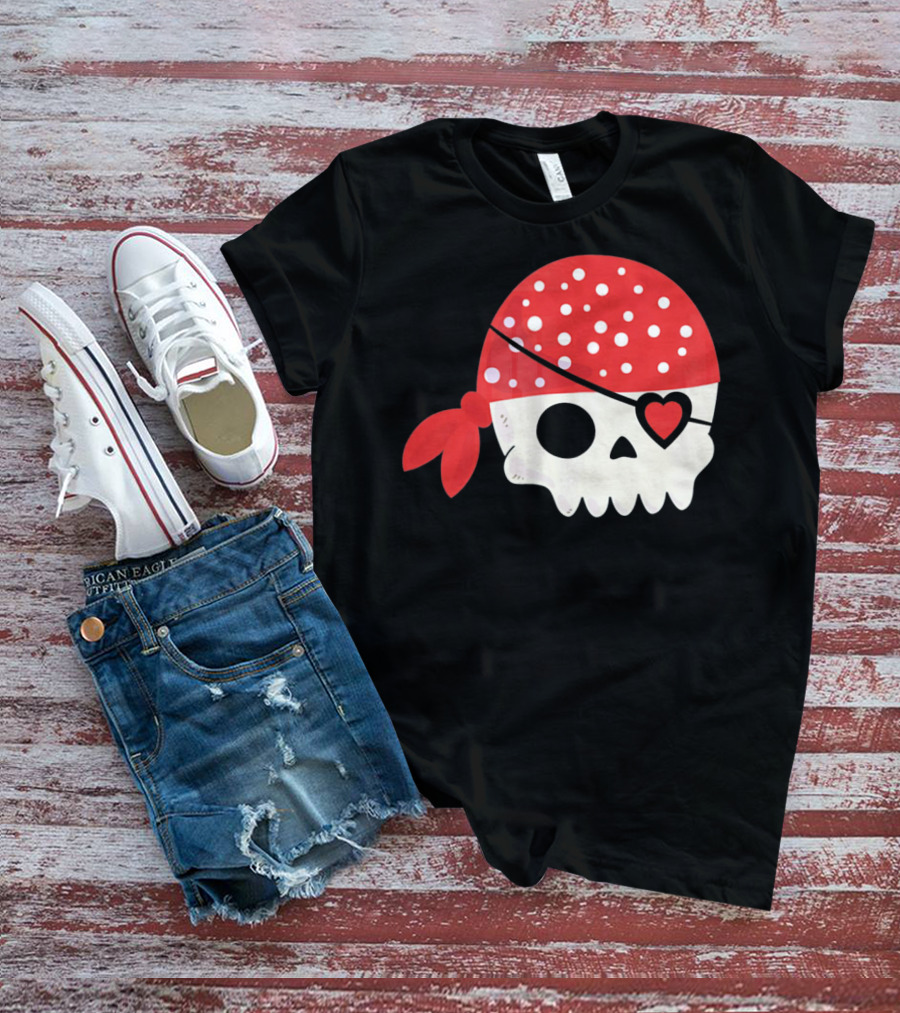 Pirate Skull With Heart Eyepatch I Steal Hearts Valentines T-Shirt