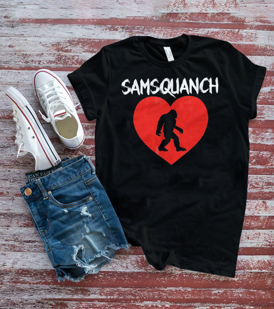 Samsquanch Heart Silhouette Valentines Day T-Shirt