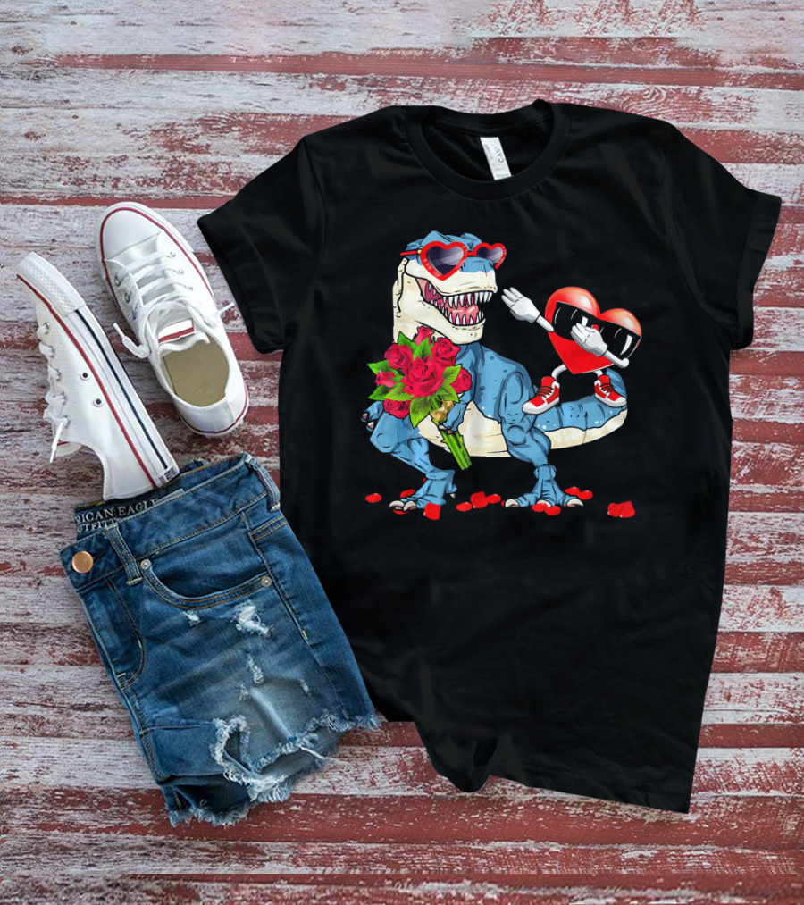 T Rex Dinosaur Heart Sunglasses Rose Bouquet Valentine Dabbing T-Shirt
