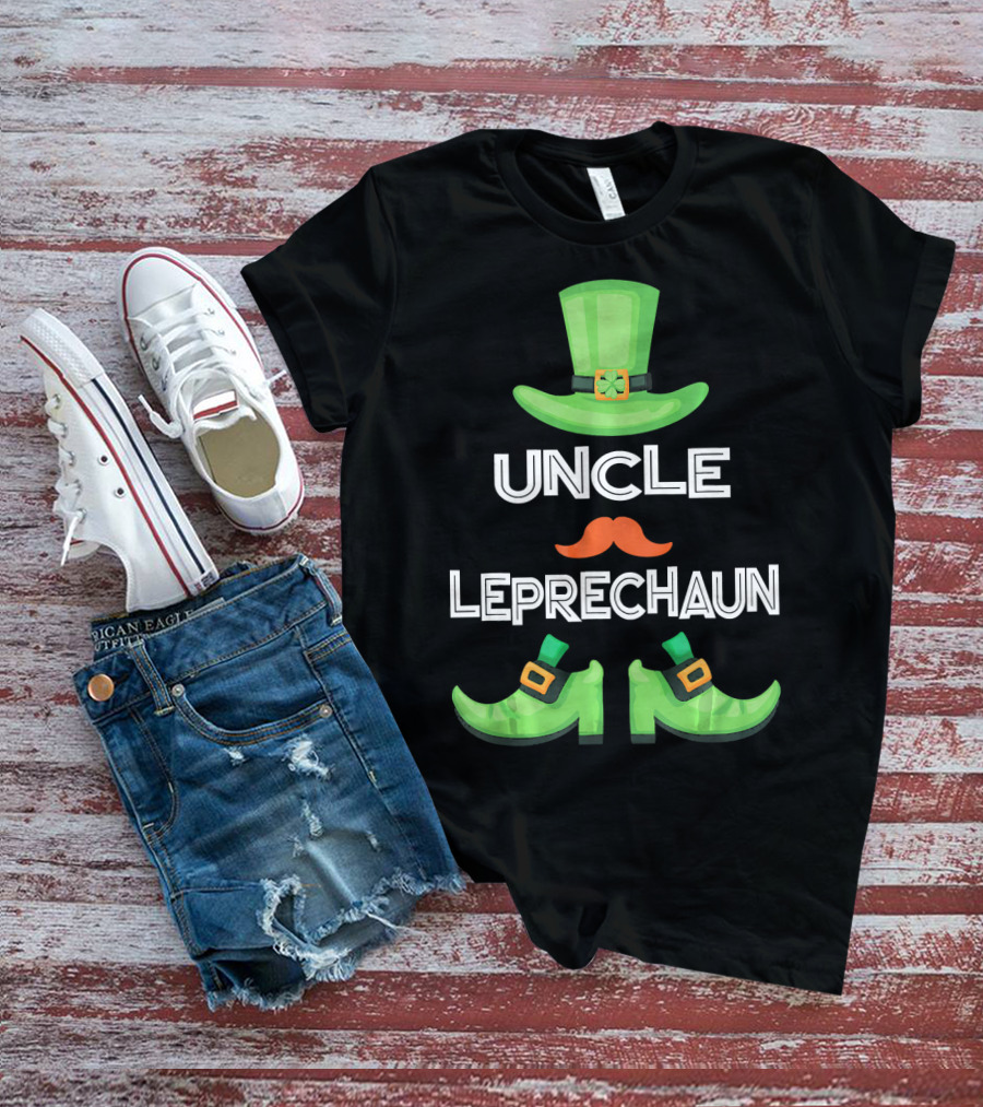 Uncle Leprechaun Green Hat And Shoes St. Patrick's Day Family Matching Group T-Shirt