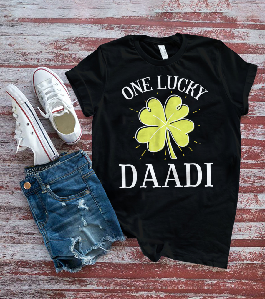 One Lucky Daadi Shamrock St. Patricks T-Shirt