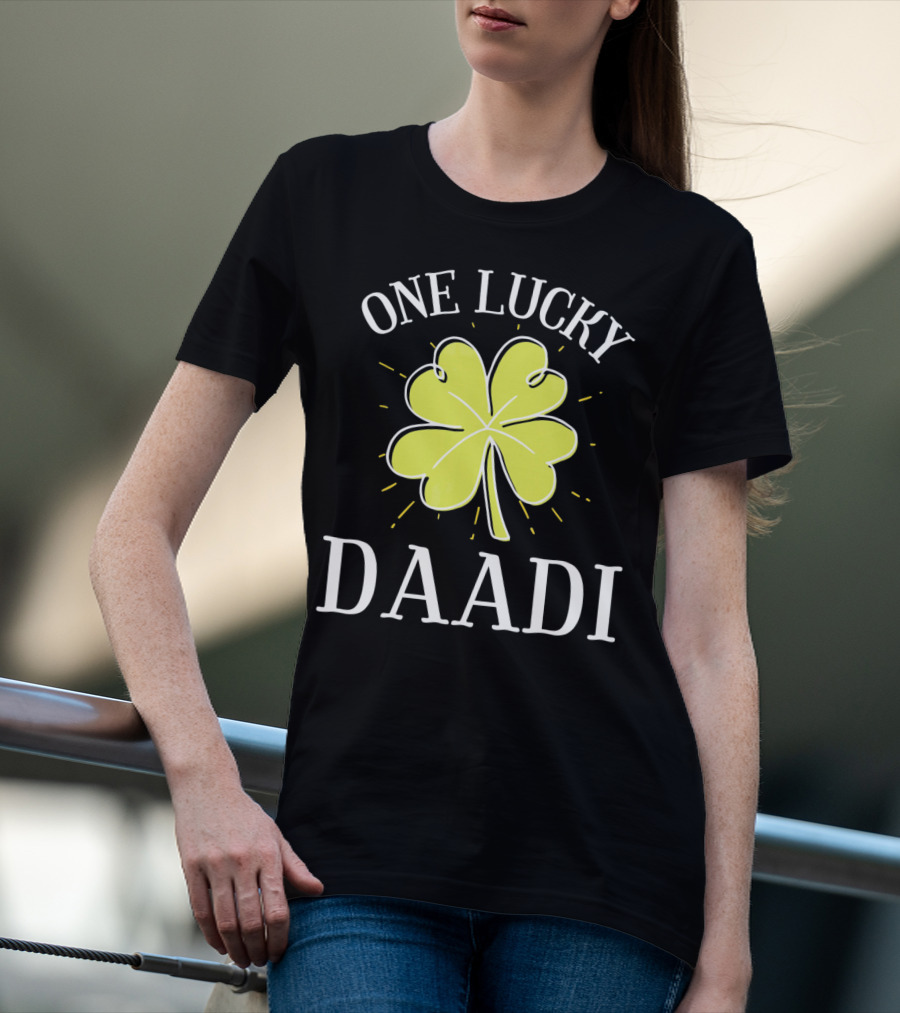 One Lucky Daadi Shamrock St. Patricks T-Shirt