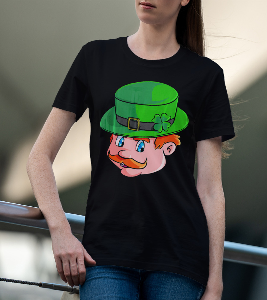 Leprechaun Face With Green Hat And Shamrock T-Shirt