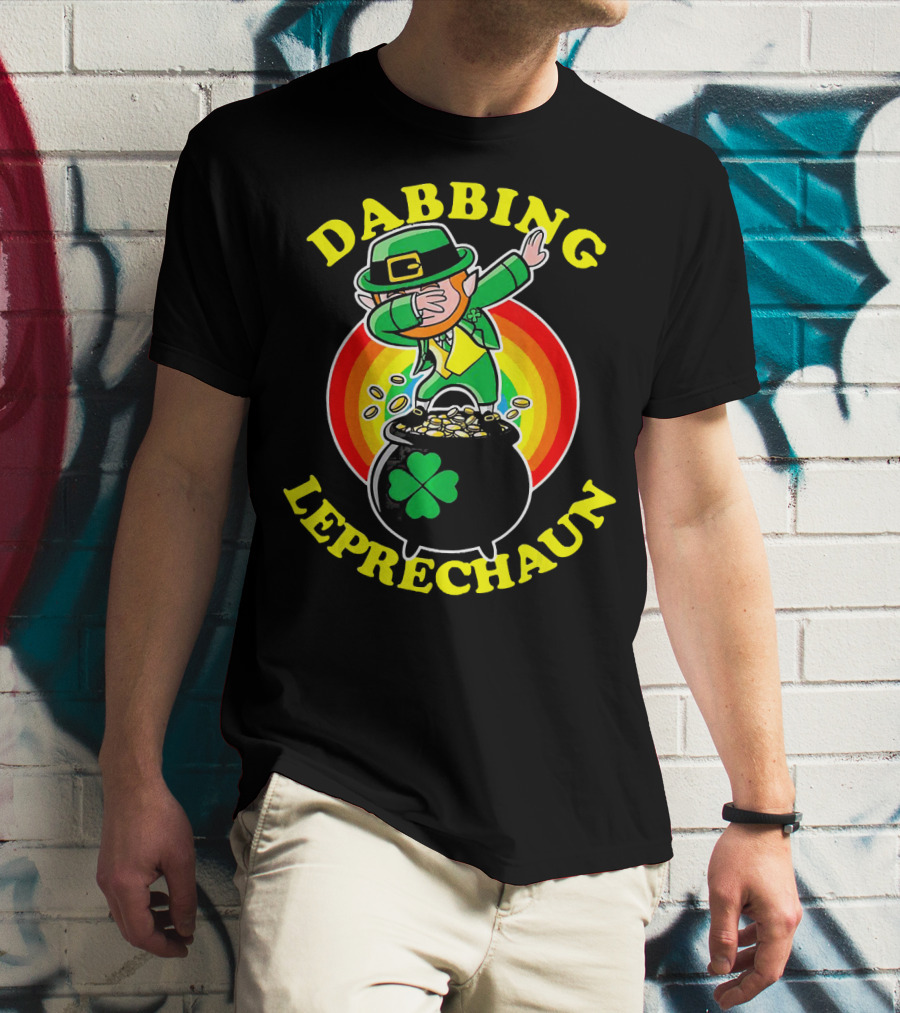 Dabbing Leprechaun Pot Of Gold Rainbow T-Shirt