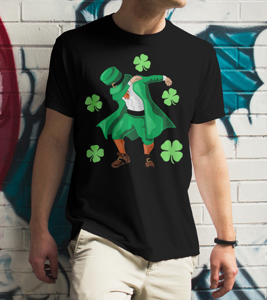 Funny Dabbing Leprechaun With Clovers For St. Patrick's Day T-Shirt