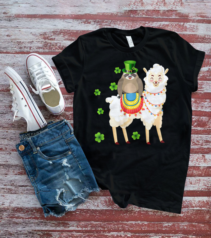 Leprechaun Sloth Riding Llama St Patrick's Day With Shamrocks T-Shirt