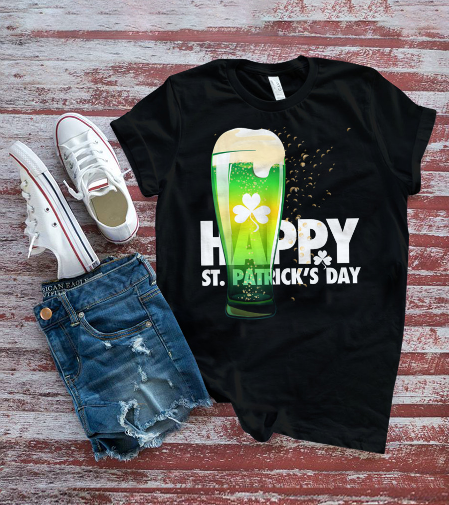 Happy St. Patrick's Day Irish Green Beer With Shamrock Bubbles T-Shirt