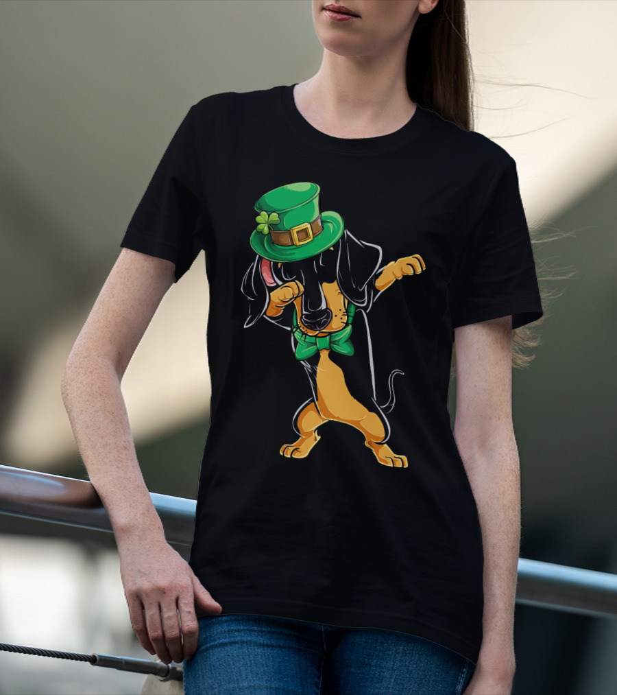 St. Patrick's Day Dabbing Dachshund With Green Hat And Bowtie T-Shirt