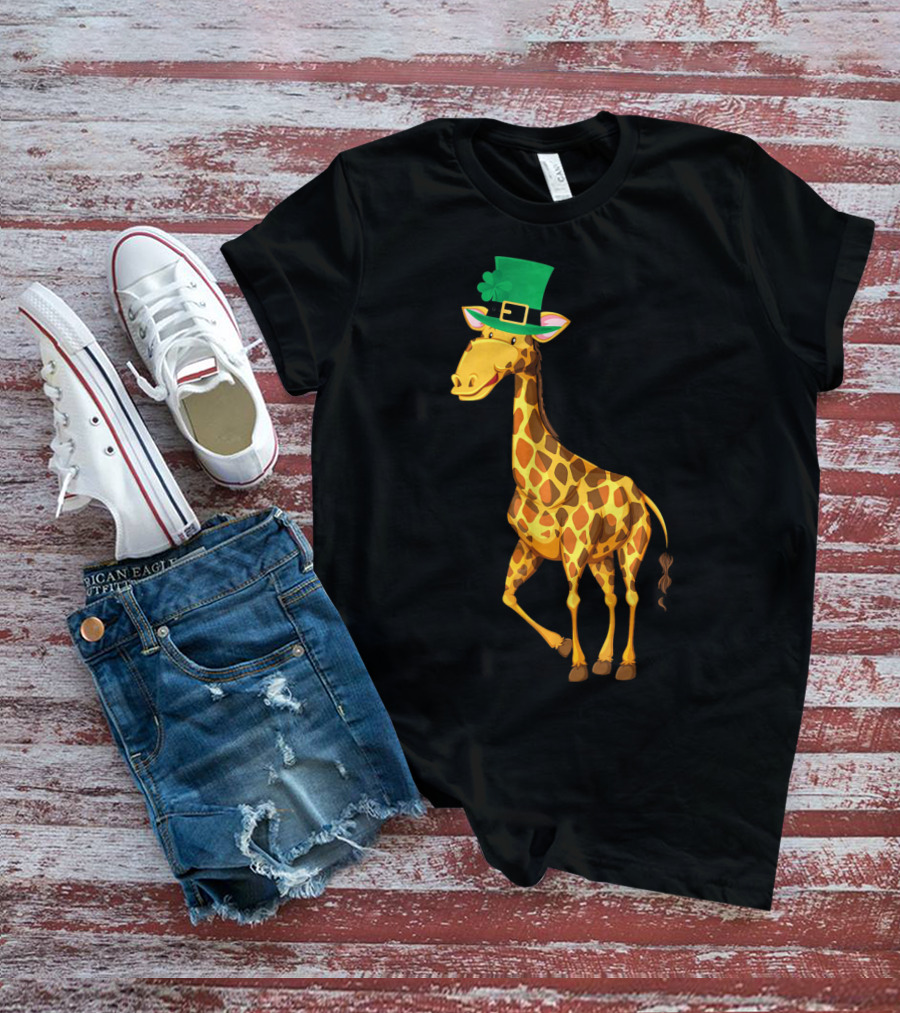 Lucky Leprechaun Cute Giraffe T-Shirt