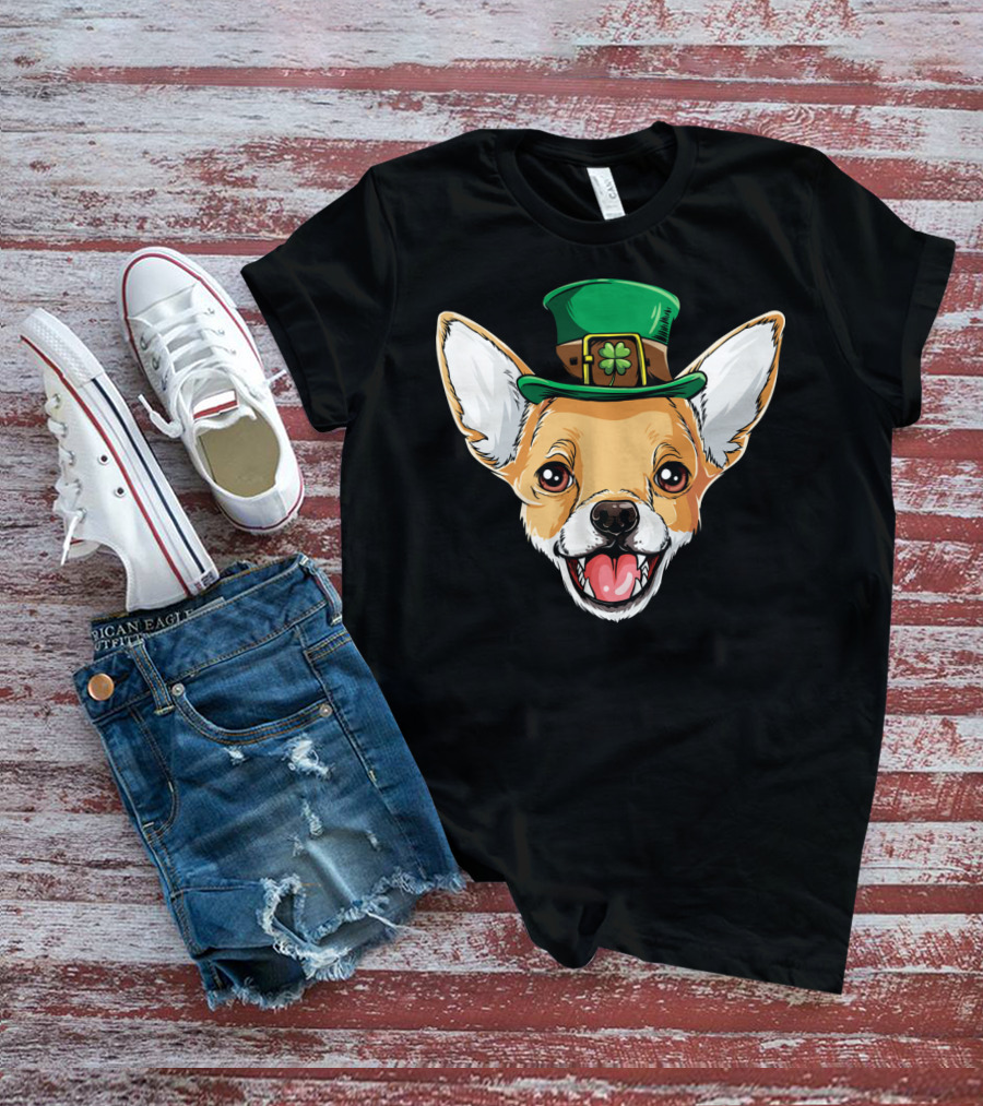 Chihuahua Leprechaun Hat Shamrock T-Shirt
