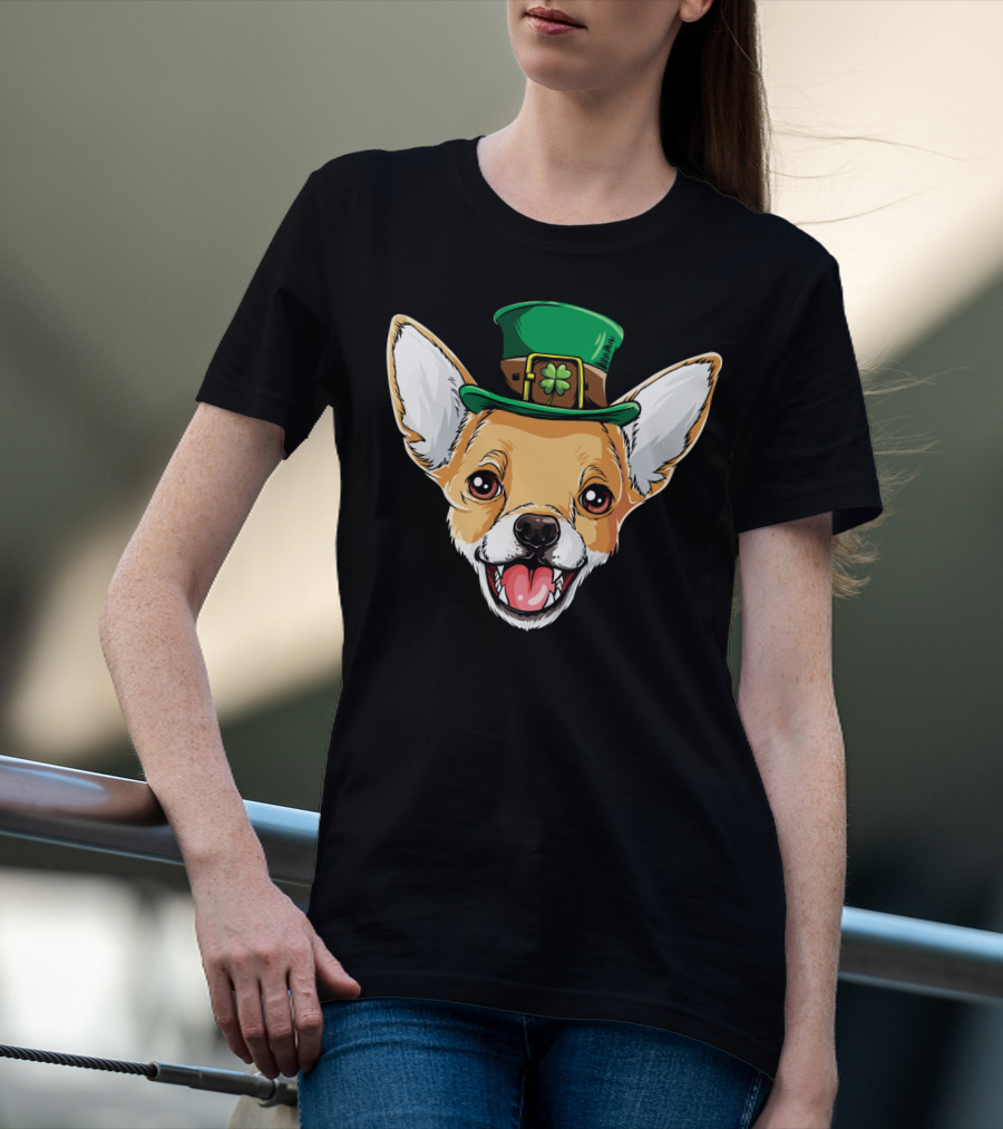 Chihuahua Leprechaun Hat Shamrock T-Shirt