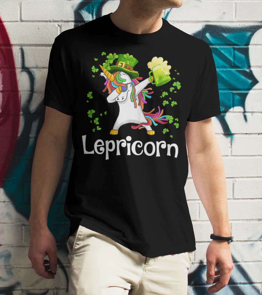 Lepricorn Beer Mug Shamrocks Rainbow Unicorn St. Patrick's Day T-Shirt