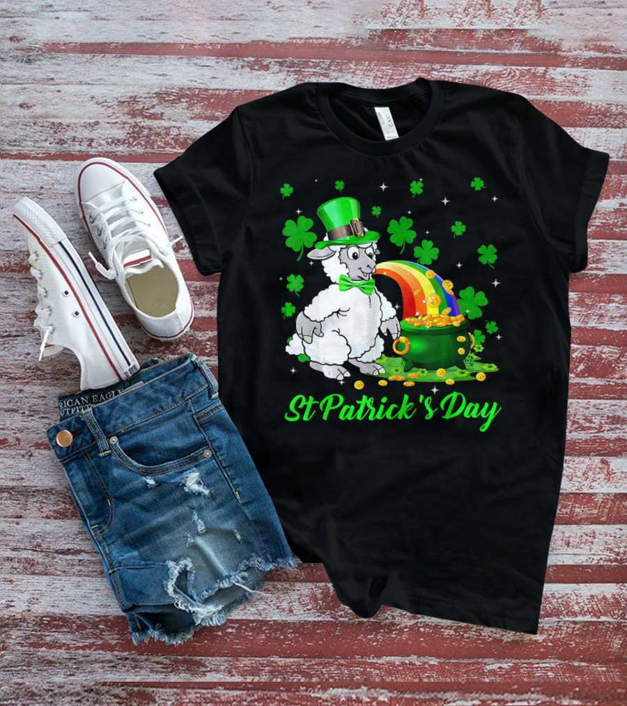 St Patrick's Day Leprechaun Sheep Shamrock Rainbow Pot Of Gold T-Shirt