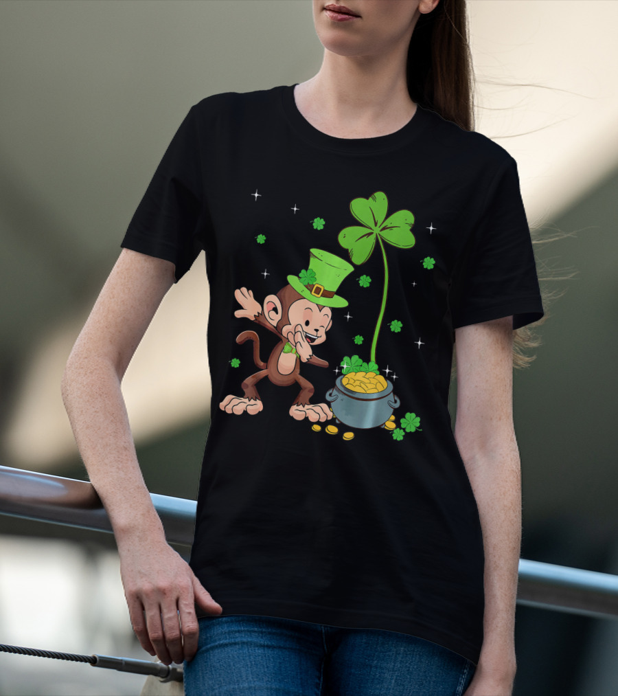 Shamrock Leprechaun Monkey With Pot Of Gold St Patricks T-Shirt