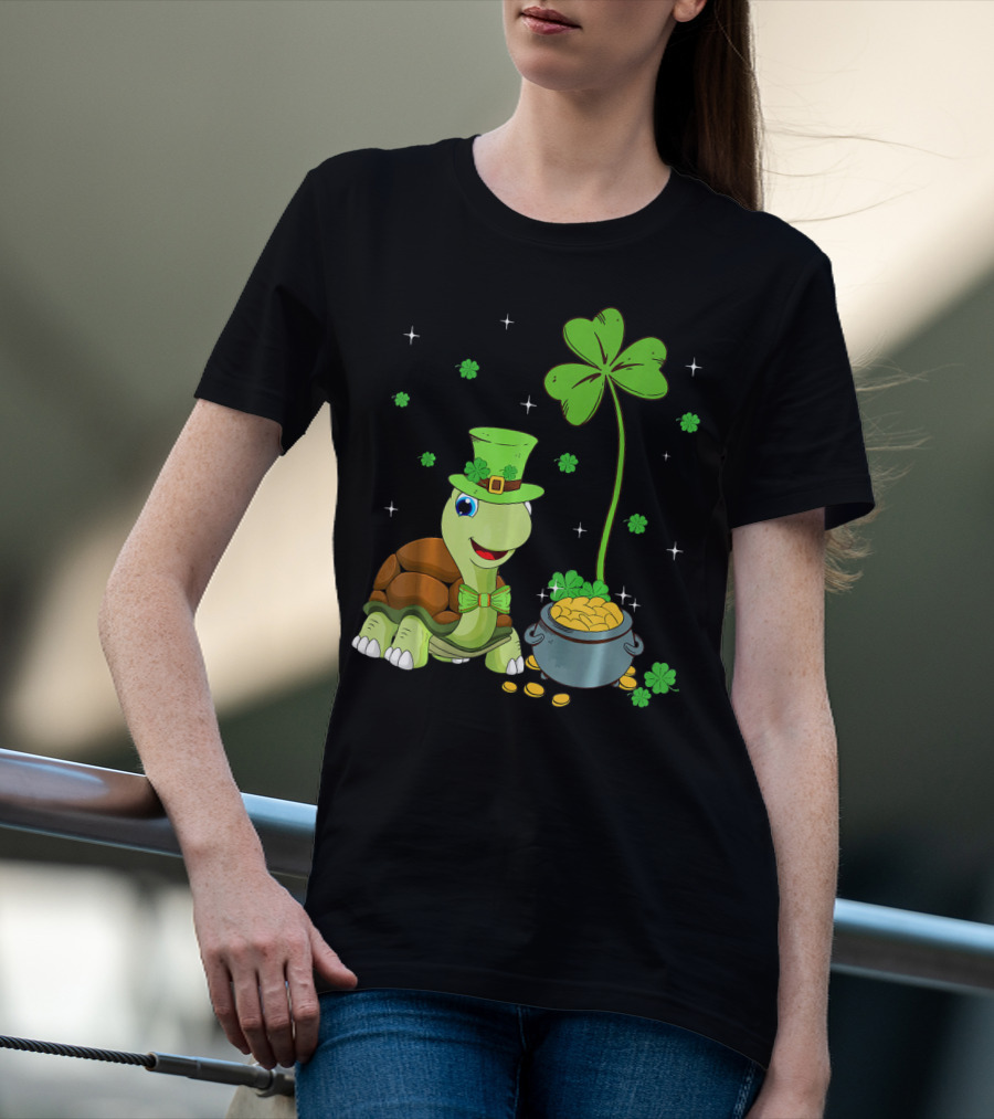 Shamrock Turtle With Leprechaun Hat And Pot Of Gold St Patricks T-Shirt