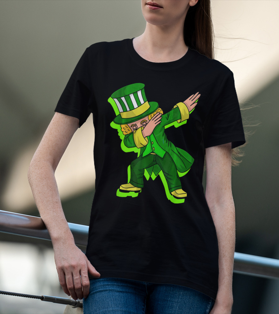 Dabbing Leprechaun With Green Shadow Cut Hat And Coat T-Shirt
