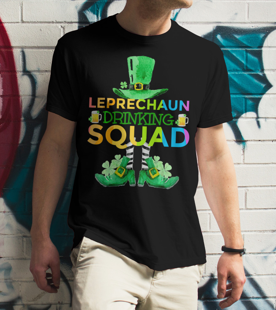 Leprechaun Drinking Squad Beer Rainbow Hat Clover Stripes T-Shirt