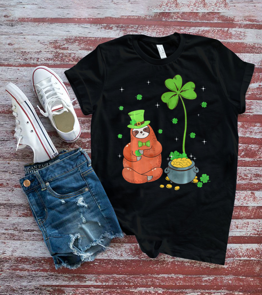 Shamrock Leprechaun Sloth Pot Of Gold St Patricks T-Shirt